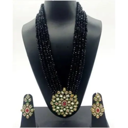 Mahkota – Black Beaded Kundan Mala Set