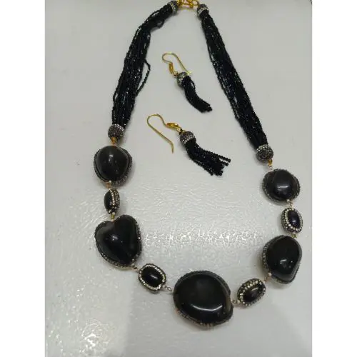 Zehra – Black Turkish Mala Set with Polished Stone Accents