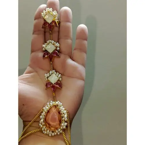 Gulbahar – Pearl & Stone Haath Phool by Nauratan