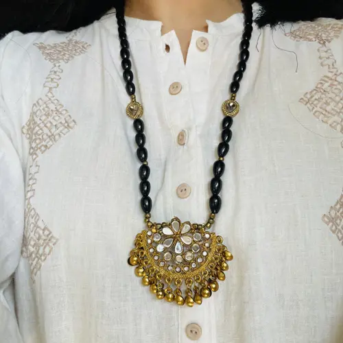 Black long mala (HMN069)