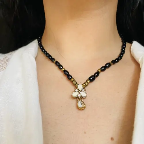 Black moti kundan 2 (HMN068)