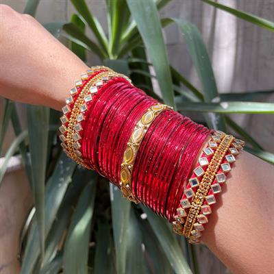 Red bangles (B004)