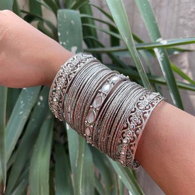 Silver bangles (B013)