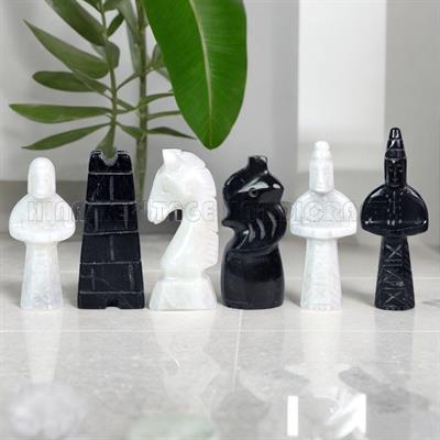 Jet Black and White Marble Royal Bishop Series Chess Pieces – Luxury Handcrafted Set