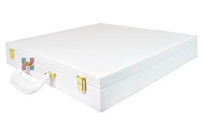 Elegant Snow White PU Leather Storage Box for Chess Set - Stylish and Durable Organizer for Chess Pieces and Board, Perfect for Home Décor and Gift Giving