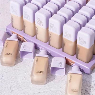 Huda Moji Super Stay Lumi Matte Foundation: Flawless, Long-Lasting Radiance 1 pc