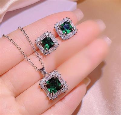 Square Imp Pendant Set