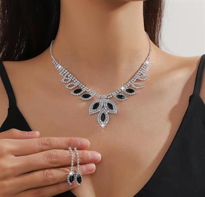 Marquise Necklace Set