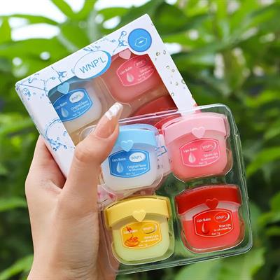 MOISTURIZING LIP BALM SET 