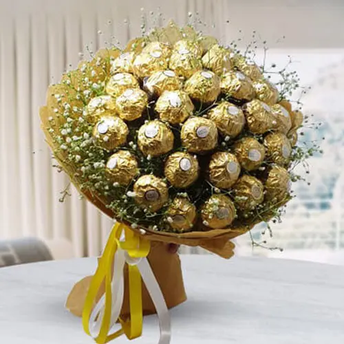 Golden Bloom Chocolate Bouquet – Ferrero Rocher Edition