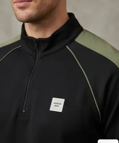 Altitude Half-Zip(Stealth Black) alternate angle