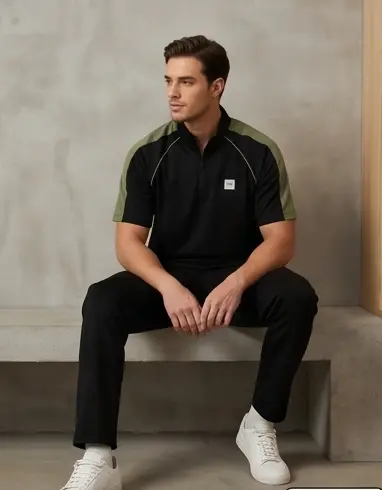 Altitude Half-Zip(Stealth Black) - Angle 5