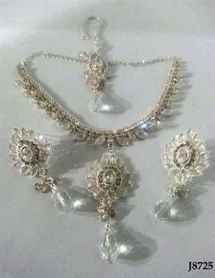 Silver Storm - Necklace Set