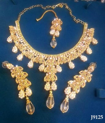 Meenakaari Necklace Set