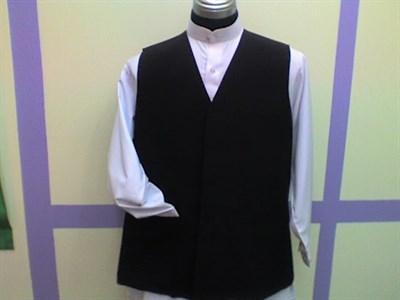 V-NECK Waistcoat in Black